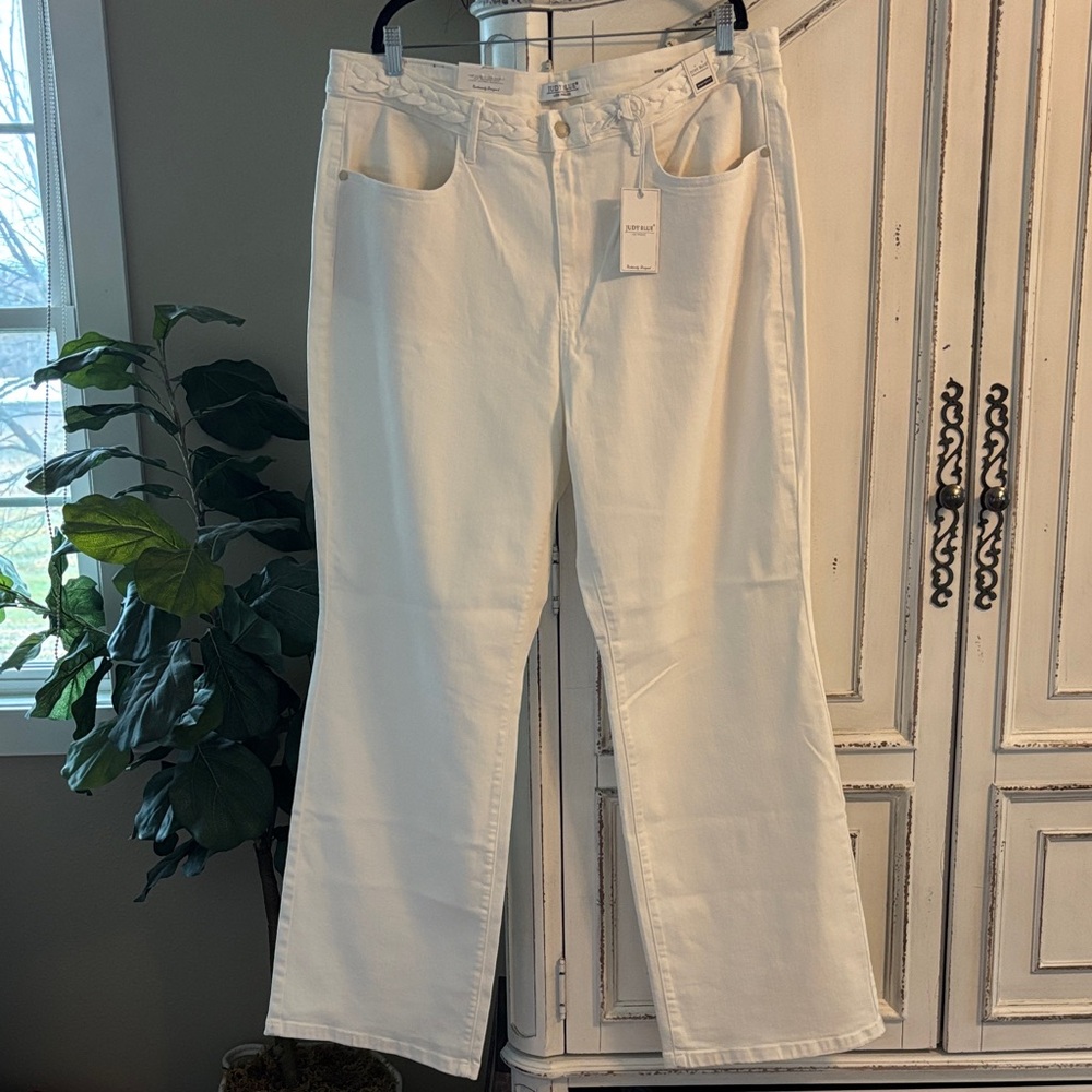 NWT Judy Blue White High Rise Braided Waistband Wide Leg Jean Size 22W